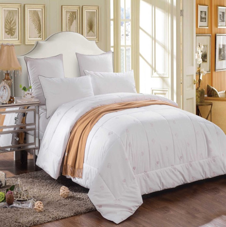 量身定制羊毛被，白酒促銷品出新意！