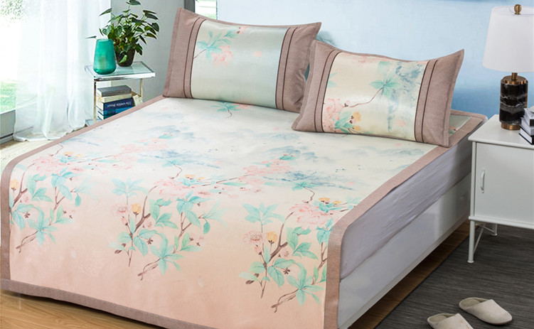 夏季送清涼禮品：炎炎夏日正好眠，冰絲涼席沁人心